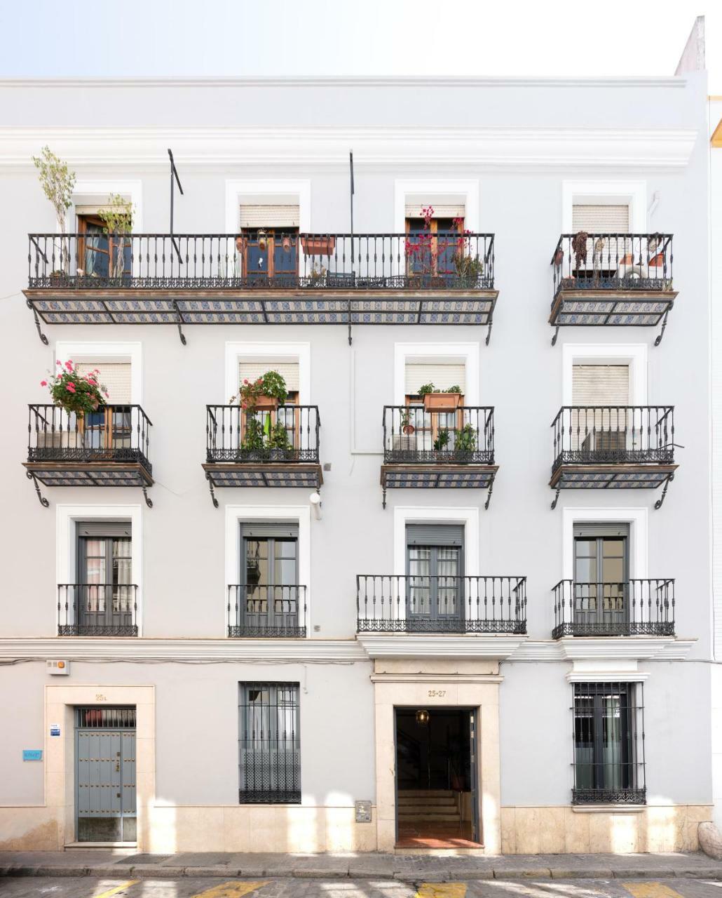 Eleven Real De La Carreteria, By Homing U Apartment Seville Exterior photo